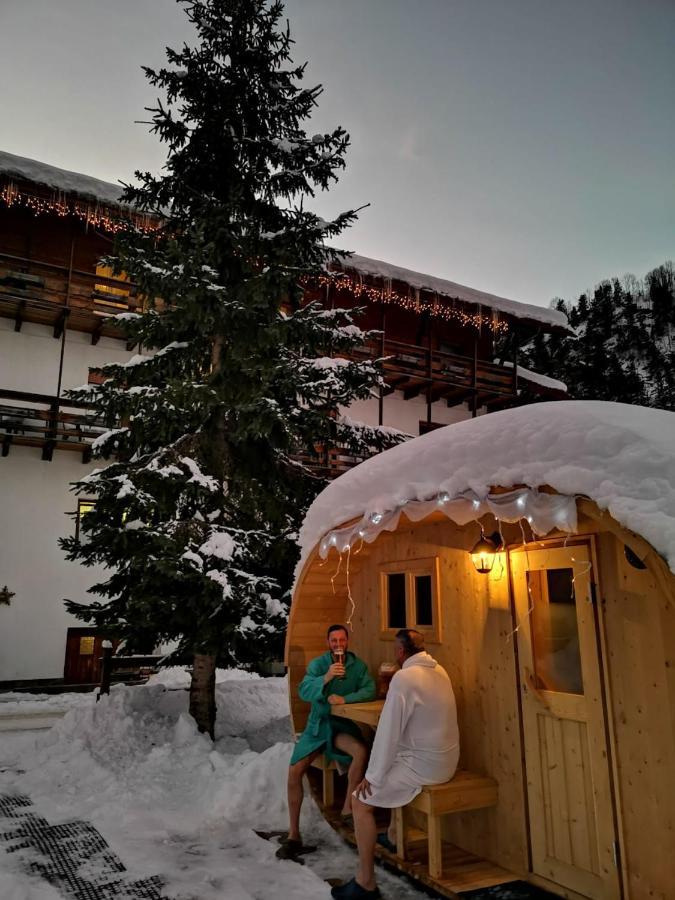 Hotel Rosalpina Rocca Pietore Exteriör bild