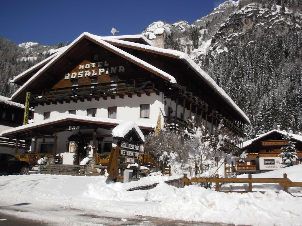 Hotel Rosalpina Rocca Pietore Exteriör bild