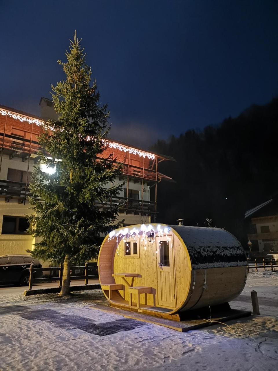 Hotel Rosalpina Rocca Pietore Exteriör bild